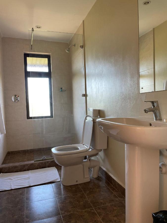 Nyikani House Наньюкі Екстер'єр фото